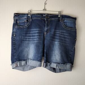 Reign Plus Size 24 Women's Denim Shorts Sammie